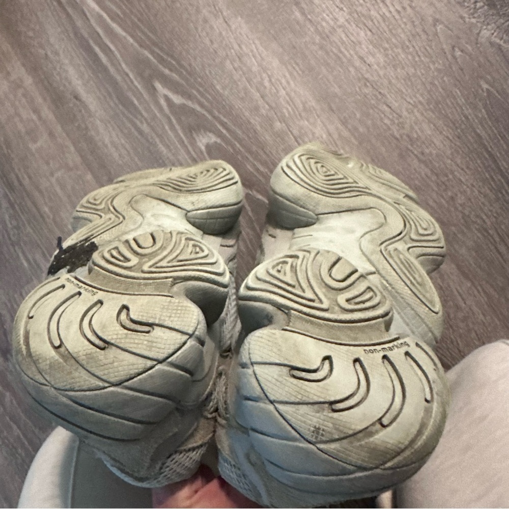 Yeezy Adidas 500 Salt Sneakers - Picture 4 of 5